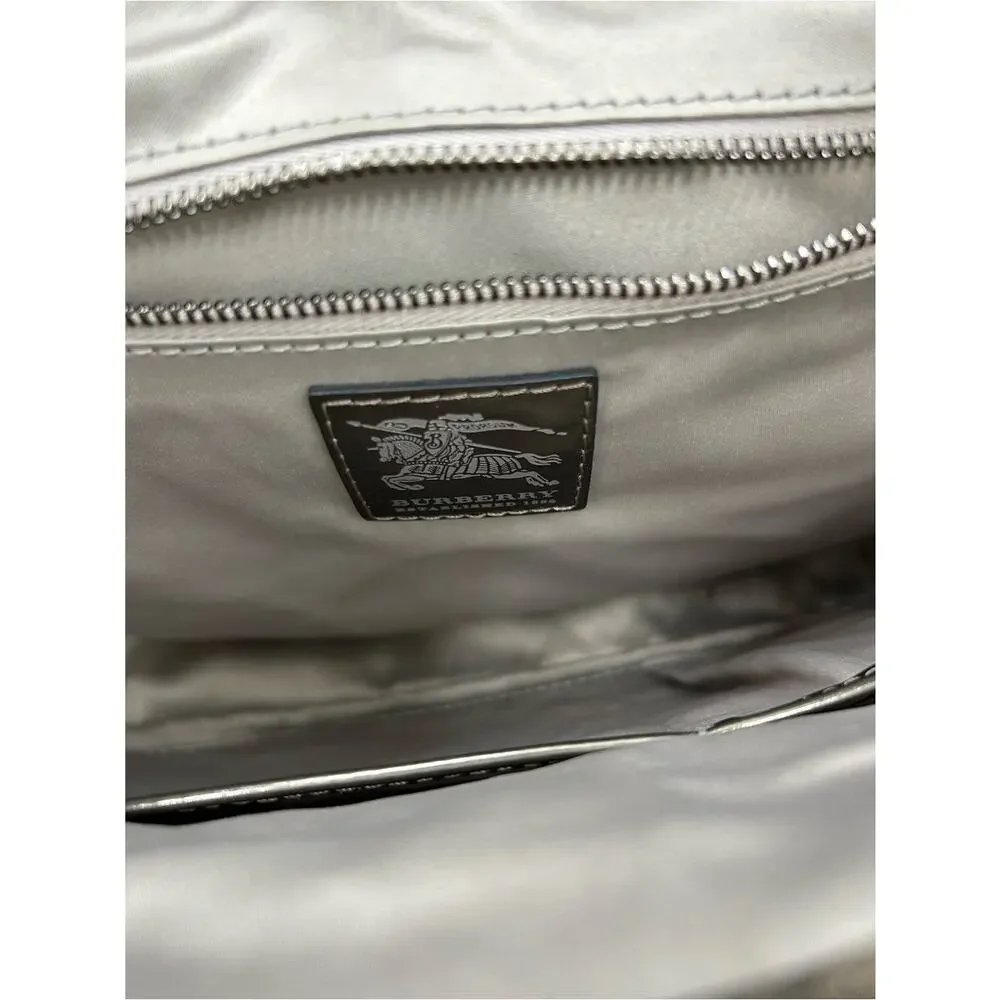 Women's Burberry Brooke hobo Bag canvas check made in Italy pristine condition